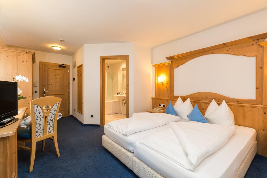 Hotel Bel Sit Corvara In Badia Dış mekan fotoğraf