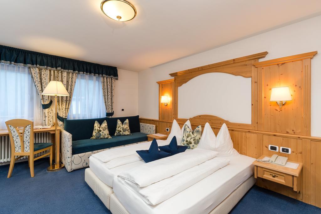 Hotel Bel Sit Corvara In Badia Dış mekan fotoğraf