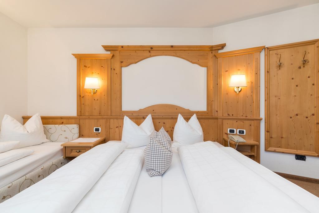 Hotel Bel Sit Corvara In Badia Dış mekan fotoğraf