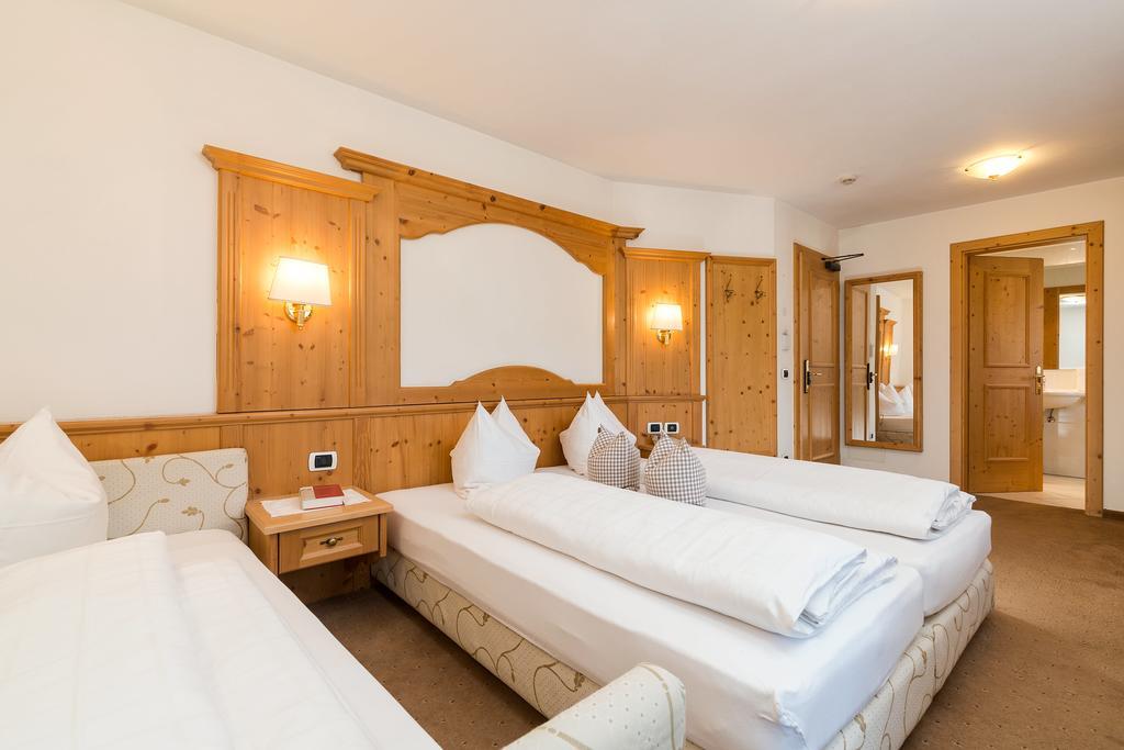 Hotel Bel Sit Corvara In Badia Dış mekan fotoğraf