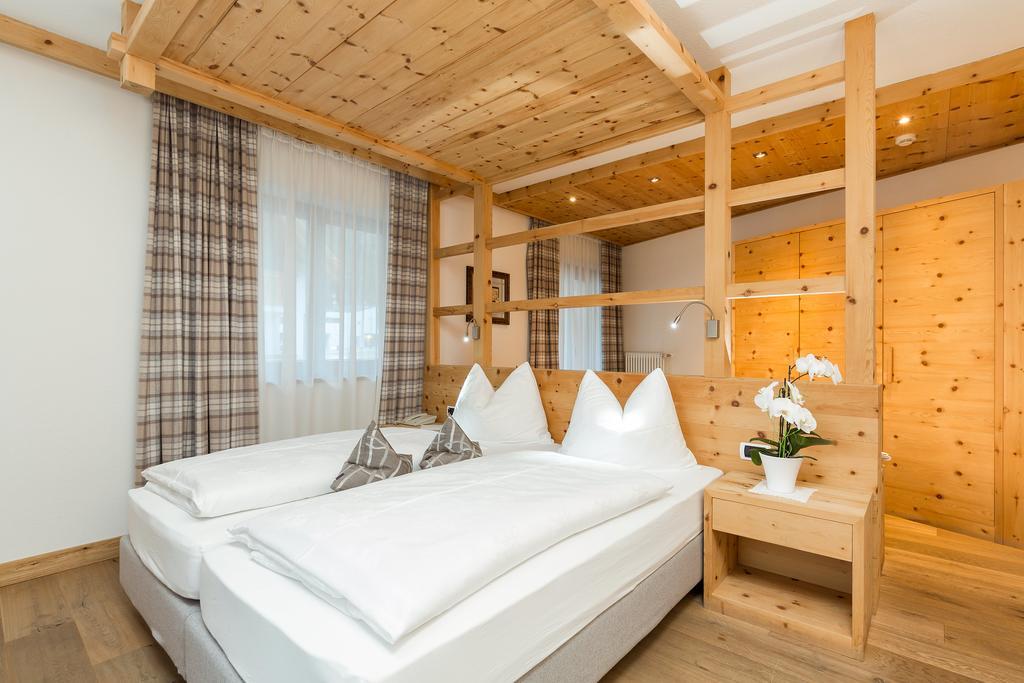 Hotel Bel Sit Corvara In Badia Dış mekan fotoğraf